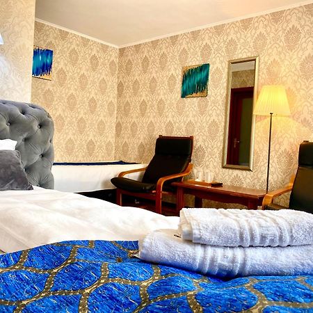 Casa Topazz Târgu Jiu Екстериор снимка