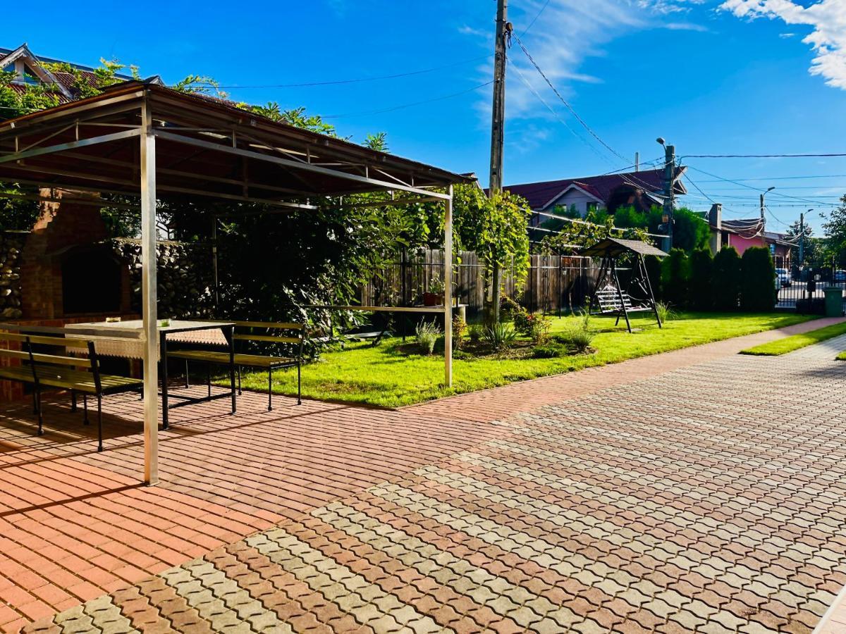 Casa Topazz Târgu Jiu Екстериор снимка