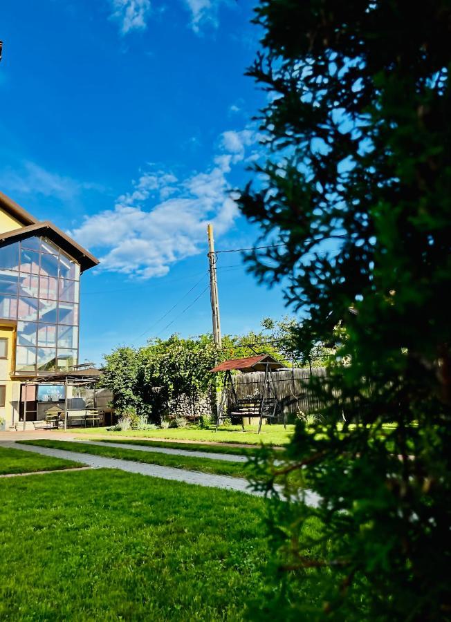 Casa Topazz Târgu Jiu Екстериор снимка