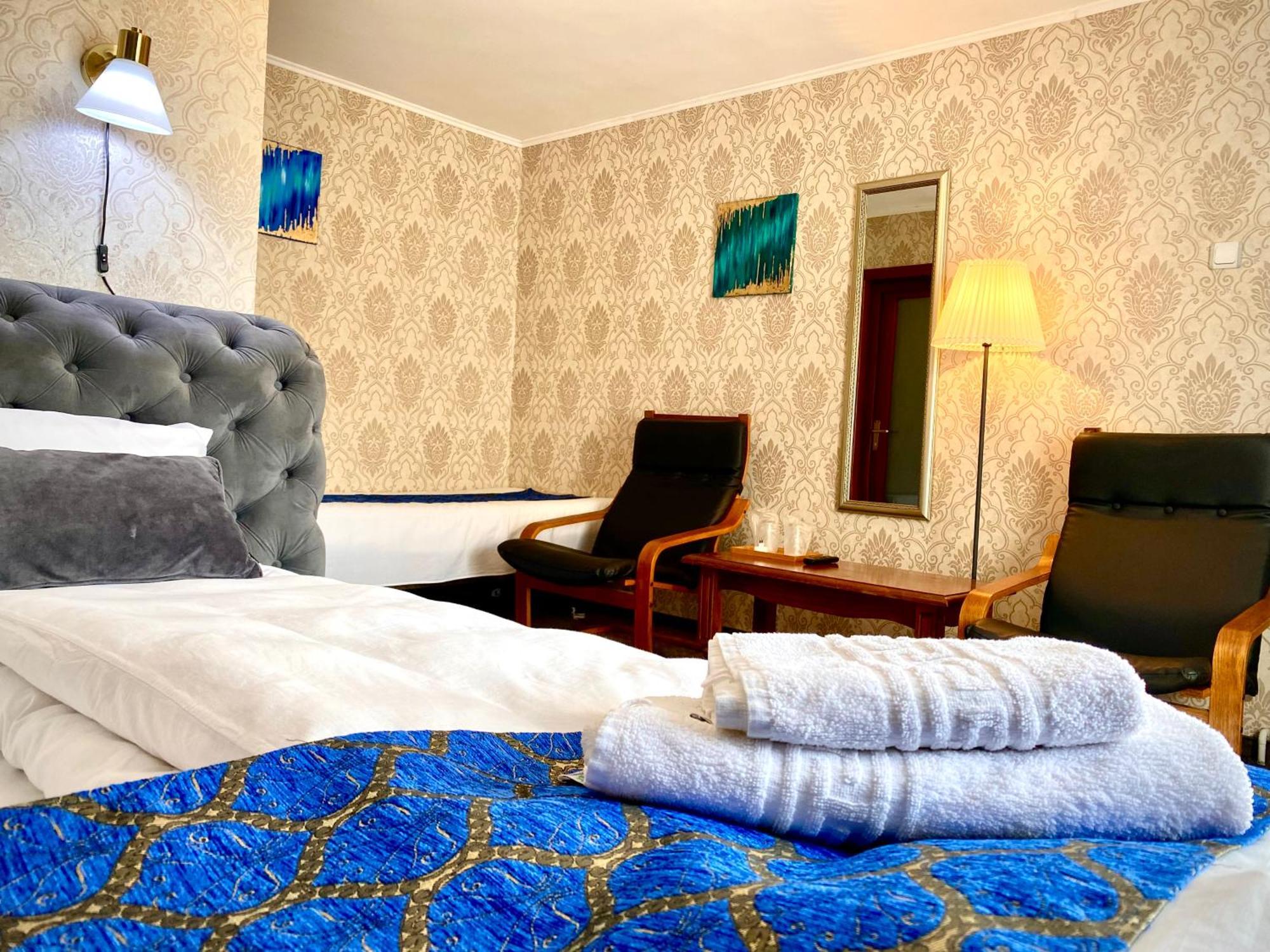 Casa Topazz Târgu Jiu Екстериор снимка