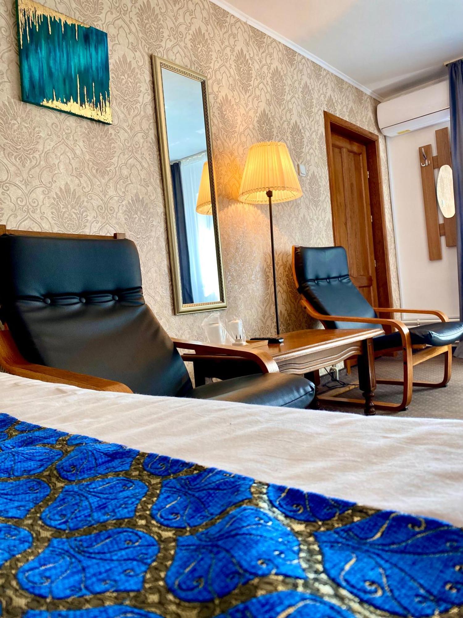 Casa Topazz Târgu Jiu Екстериор снимка