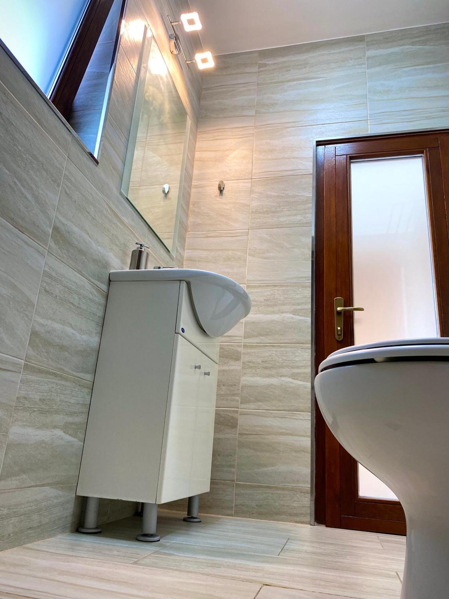 Casa Topazz Târgu Jiu Екстериор снимка